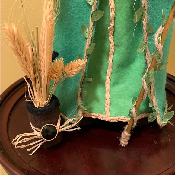 Enchanted Forest Wizard Gnome or Gandalf The Green Decor NWT - Picture 9 of 16